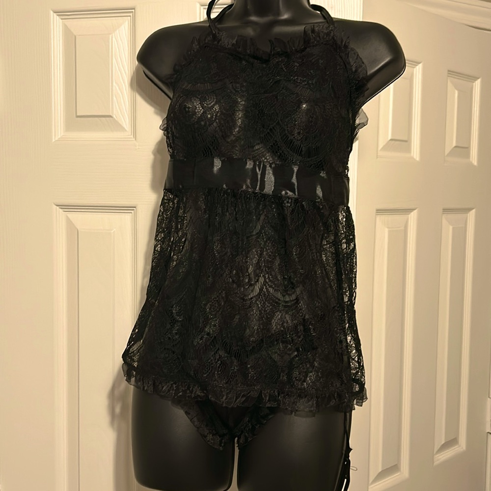 BRAND NEW!!!  Sexy Black Lingere set.  OSFM. Perfect for date night